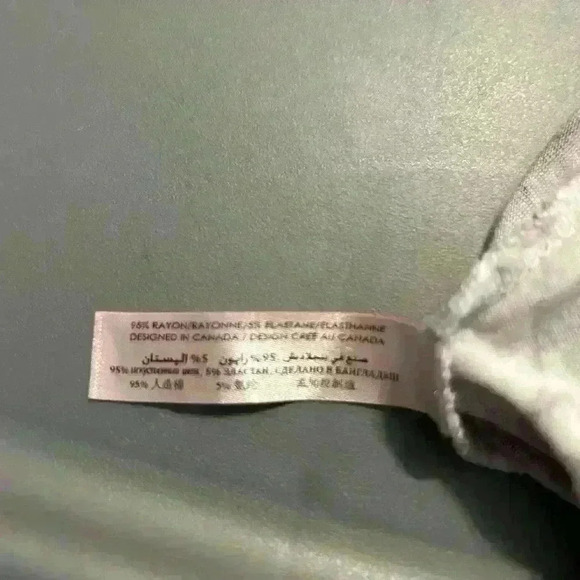 La Vie En Rose green nighty with floral print size medium super soft - Picture 5 of 5